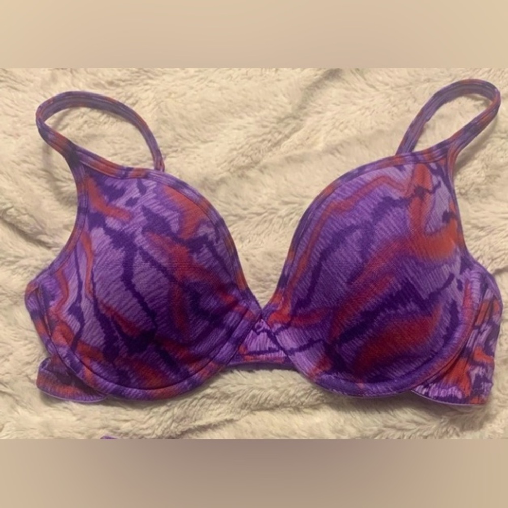 Bold & Sexy Pink and Purple Vintage Vanity Fair Bra Size 36C